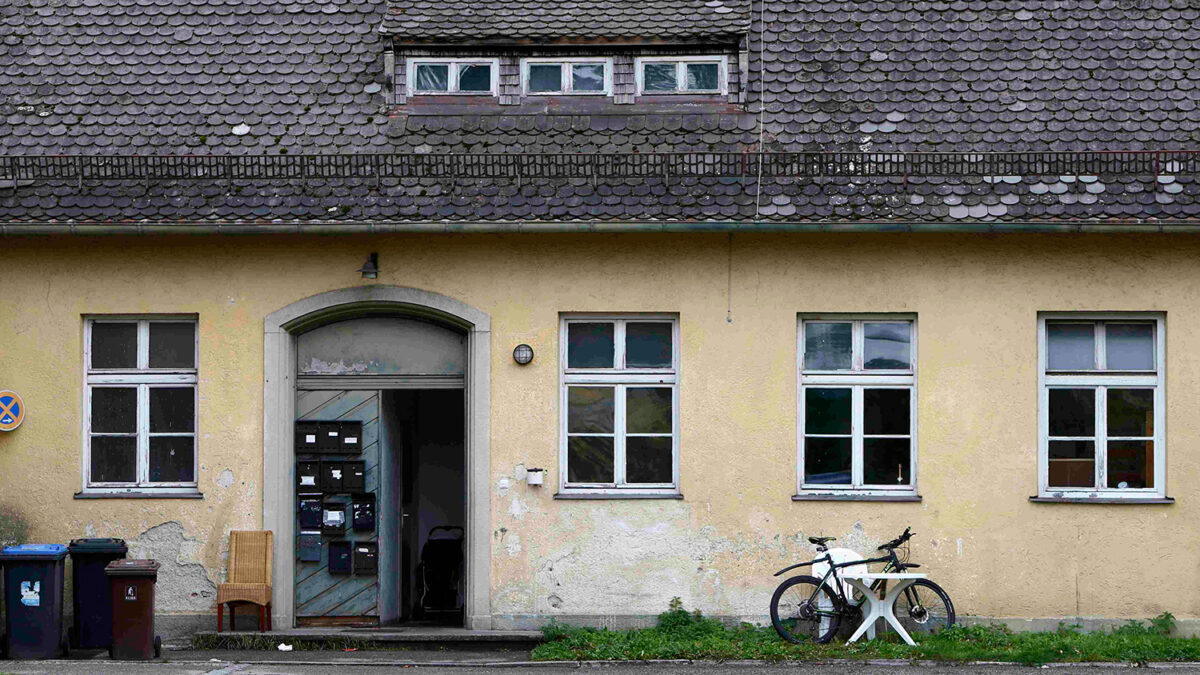 Alemania acoge a refugiados en un ex campo concentración nazi