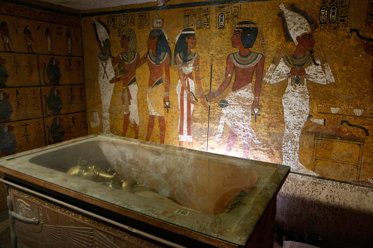 Egipto anuncia que cierra la tumba de Tutankamón
