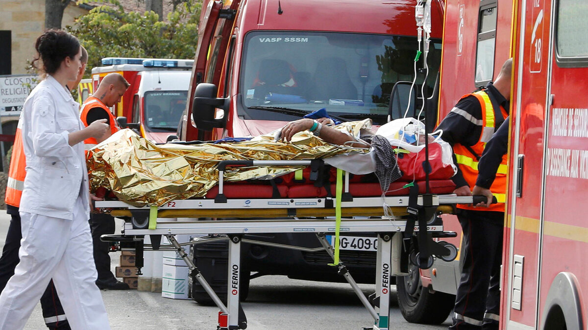 Conmoción en Francia: al menos 42 personas mueren en el peor accidente de trafíco en más de 30 años