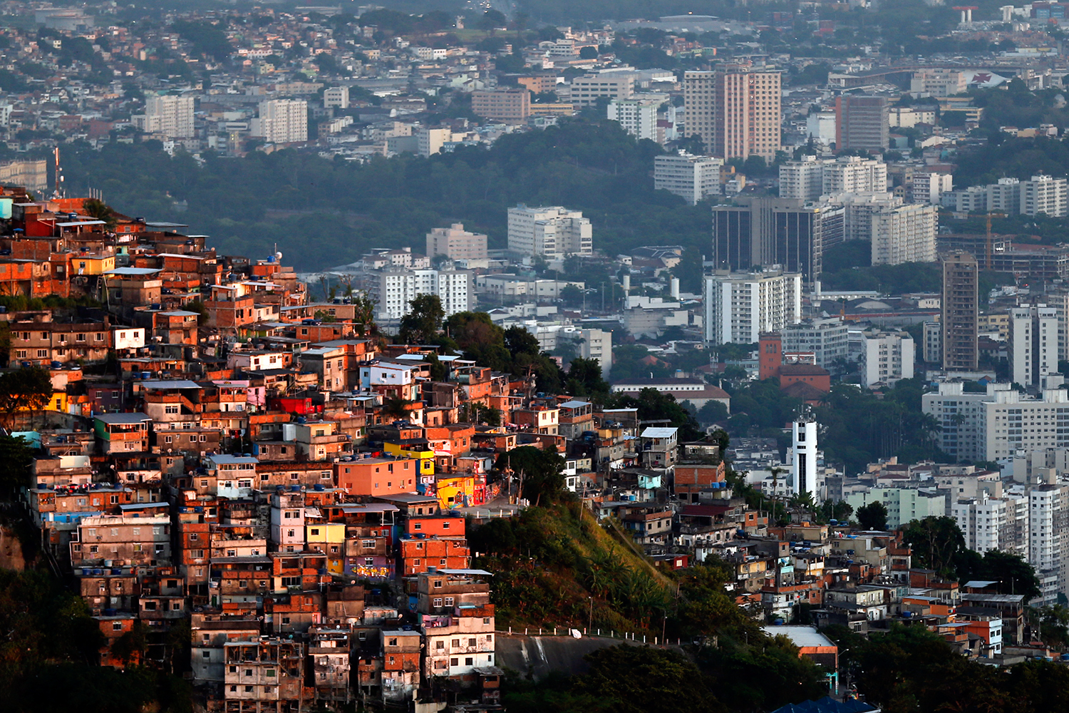 Muere tiroteada tras entrar por error en una favela siguiendo una aplicación del móvil