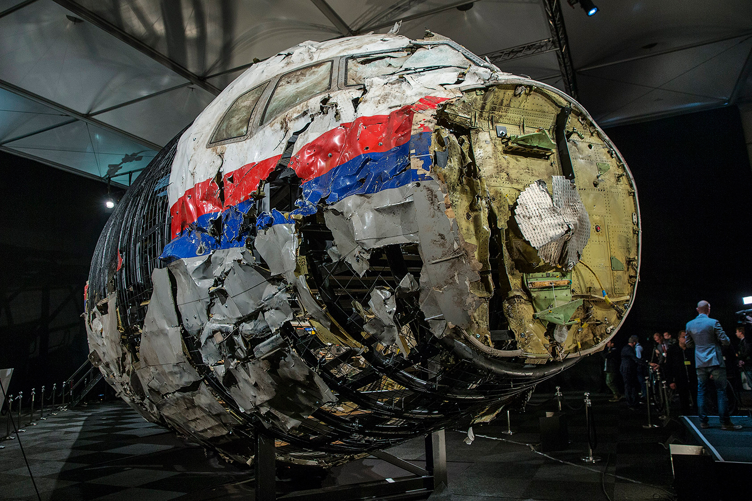 Confirman que el Malaysia Airlines MH17 fue derribado por un misil ruso
