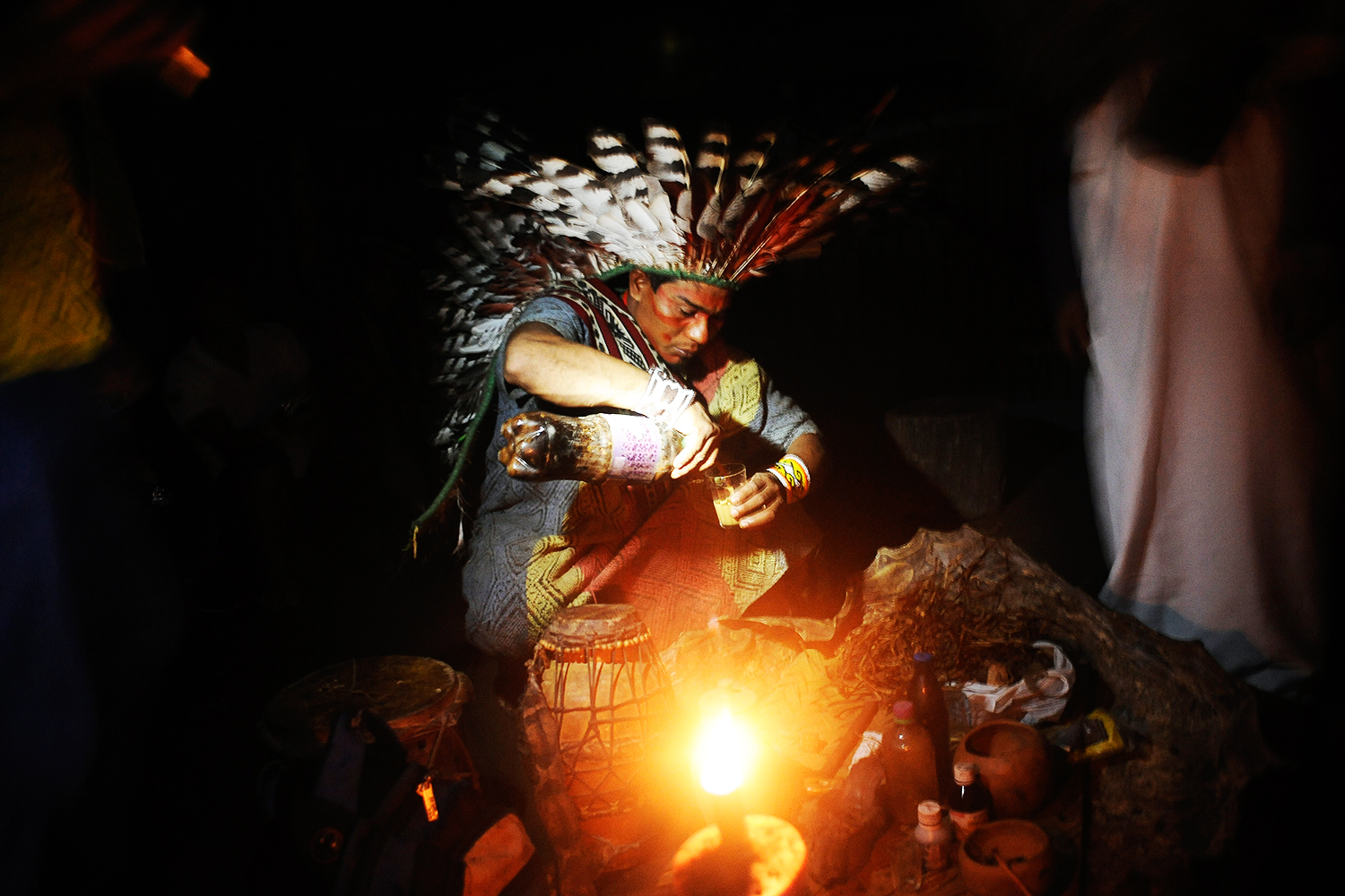 Un té 'espiritual' provoca una oleada de suicidios y asesinatos en un pueblo turístico de Amazonas