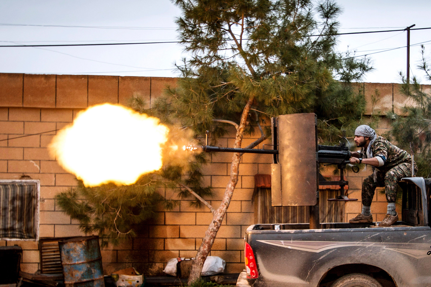 ISIL recluta científicos para usar "inevitablemente" armas de destrucción masiva