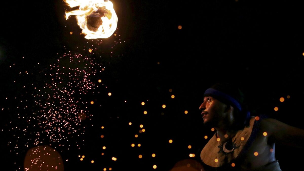 Los Juegos Mundiales Indígenas: desde el tiro con arco hasta el hockey con una bola de fuego