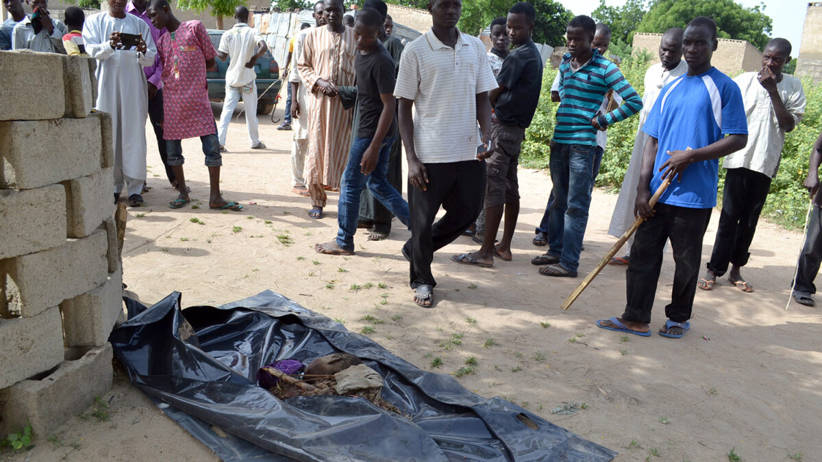 Cinco ‘niñas bomba’ se detonan en una mezquita en Nigeria