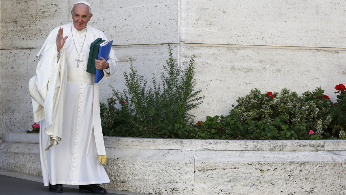 Papa Francisco: El primer deber de la Iglesia no es distribuir condenas sino misericordia»