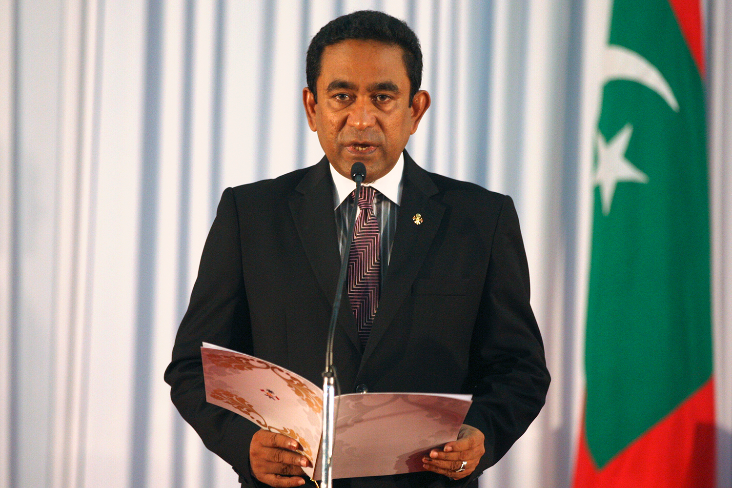 Detienen al vicepresidente de Maldivas acusado de intentar asesinar al presidente