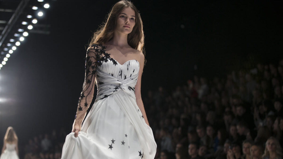 El exitoso debut del ‘artesanal’ Tarik Ediz en la Fashion Week Rusia 2015