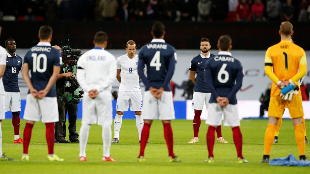 Francia perdió en su visita a Wembley en un partido donde el fútbol fue lo de menos