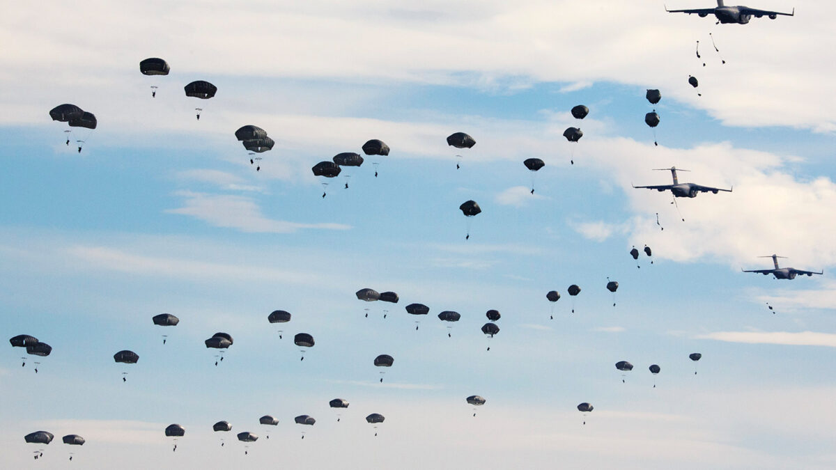 La OTAN muestra su fuerza en Zaragoza