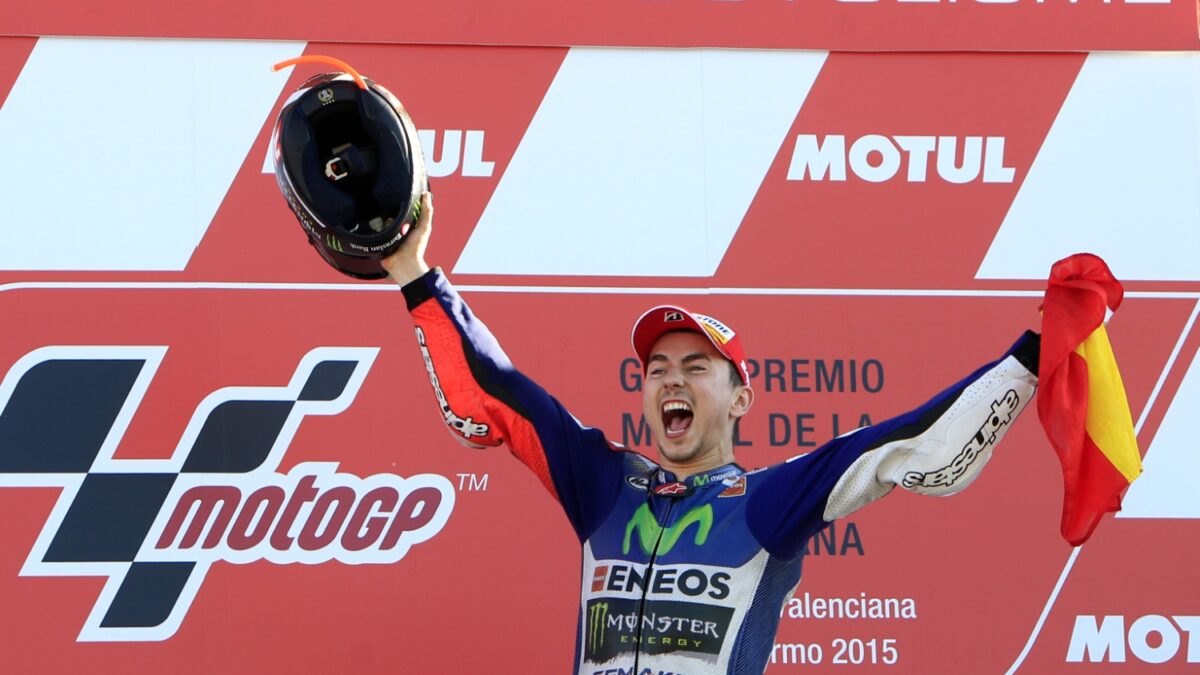 Jorge Lorenzo completó la hazaña y se alzó con el título de campeón del mundo de MotoGP