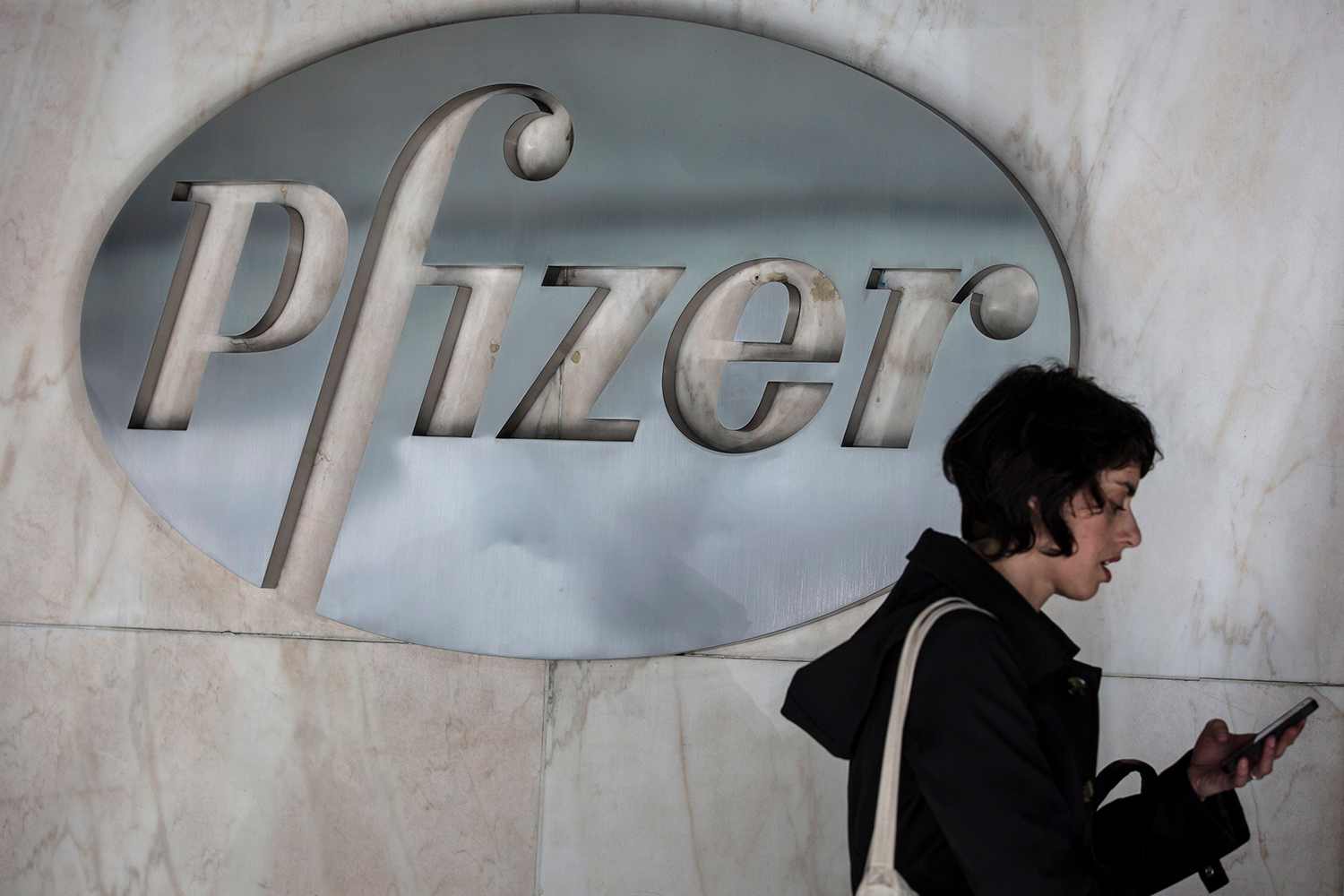 Pfizer confirms Allergan merger deal creating the world's largest drug company