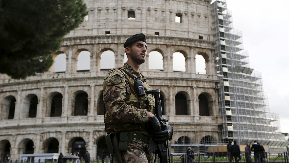 Italia aumenta la seguridad en Roma y Milán luego de ataques de París