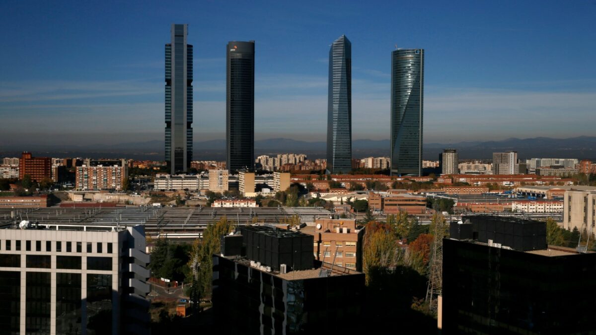 El Ayuntamiento de Madrid prohibe aparcar en el centro