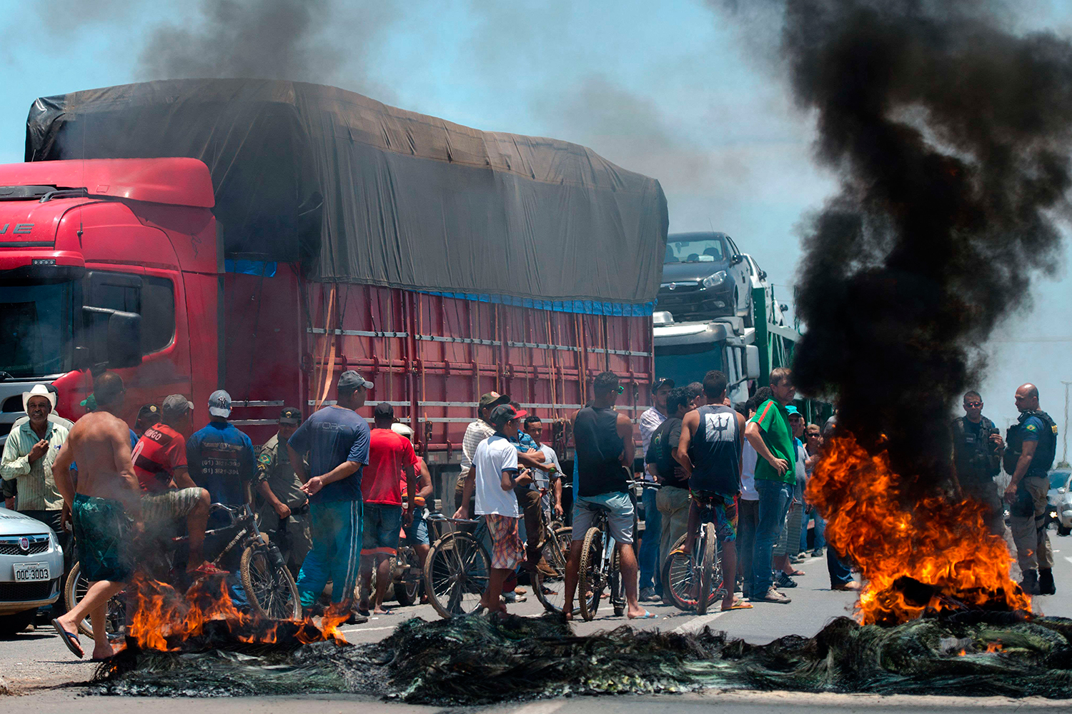 Main streets in Brazil blocked by a massive trucker strike
