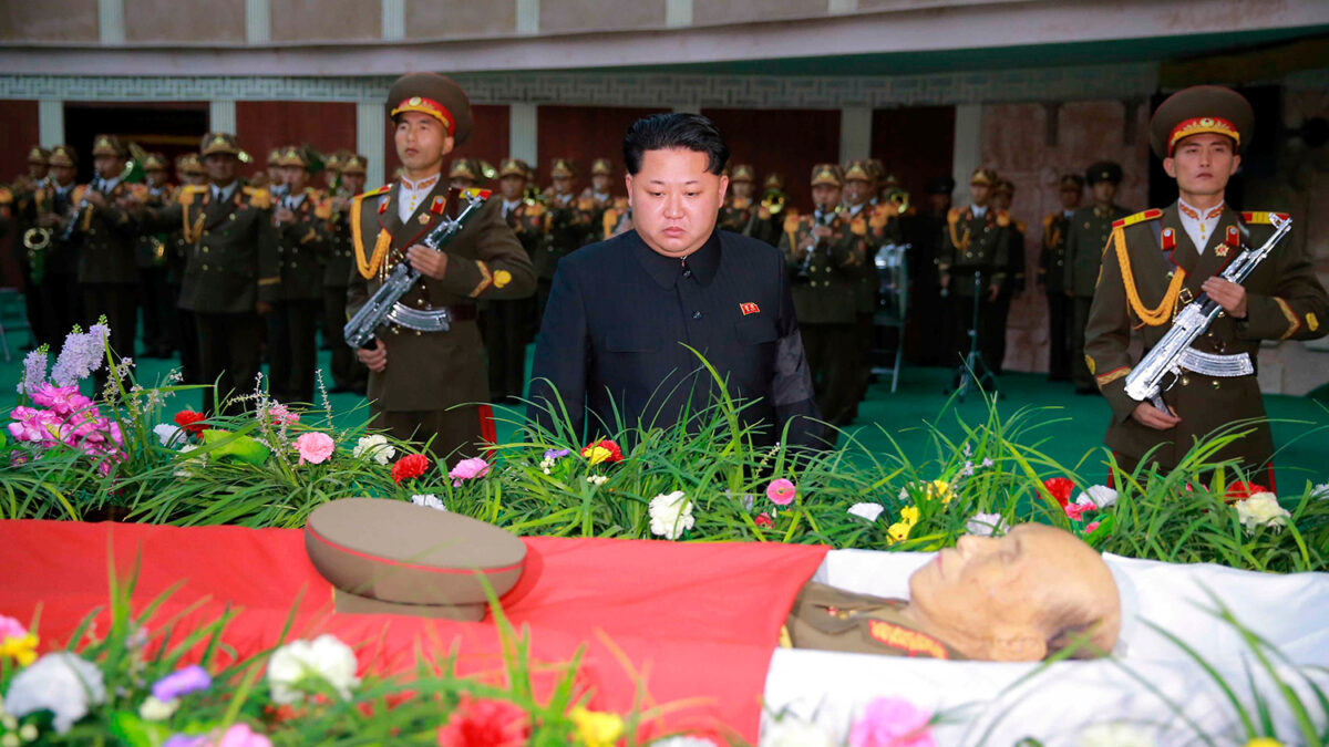 Noteworthy absence of state funeral sparks rumors of North Korean purge