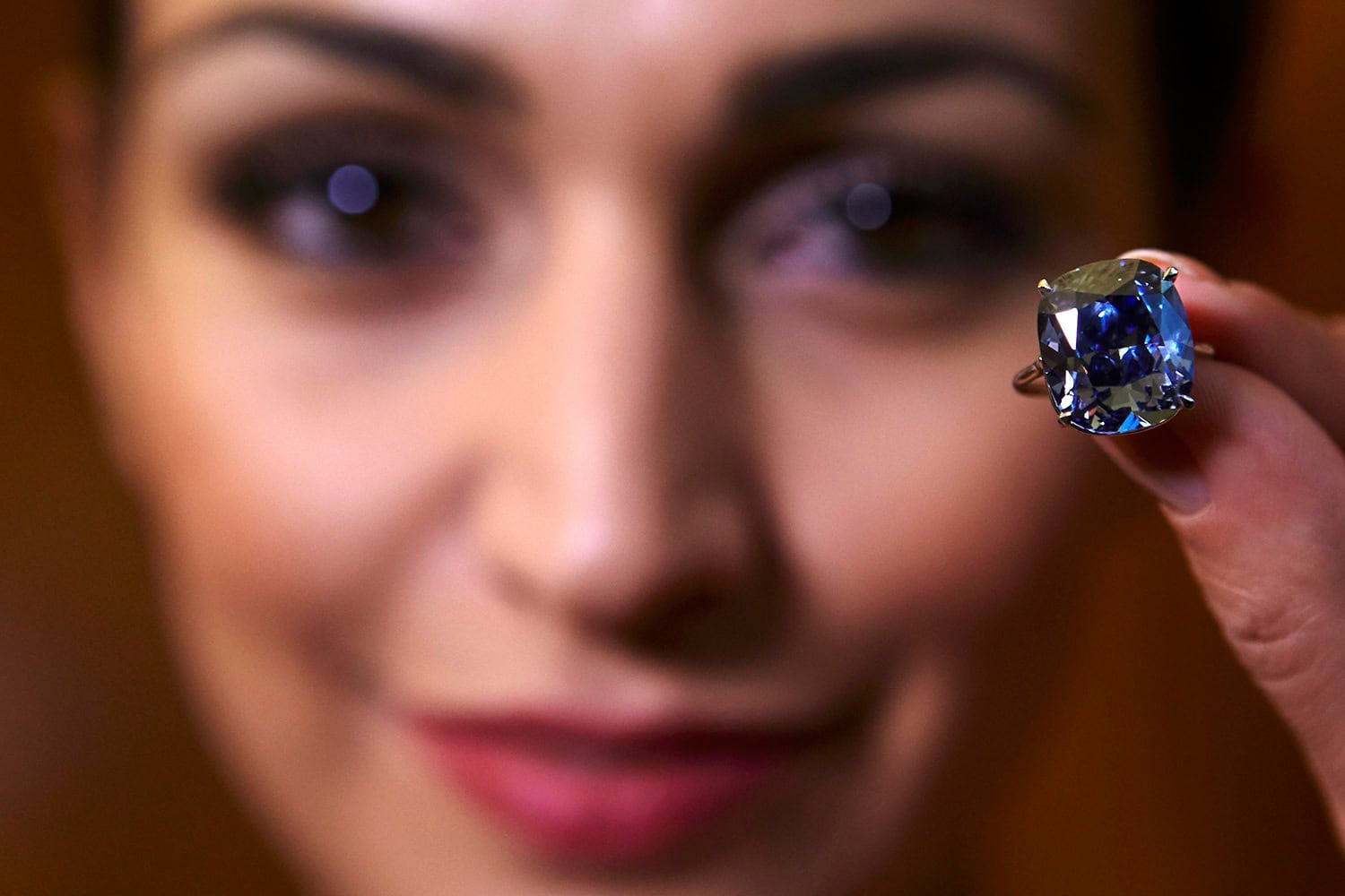 One of the world’s largest blue diamonds on sale