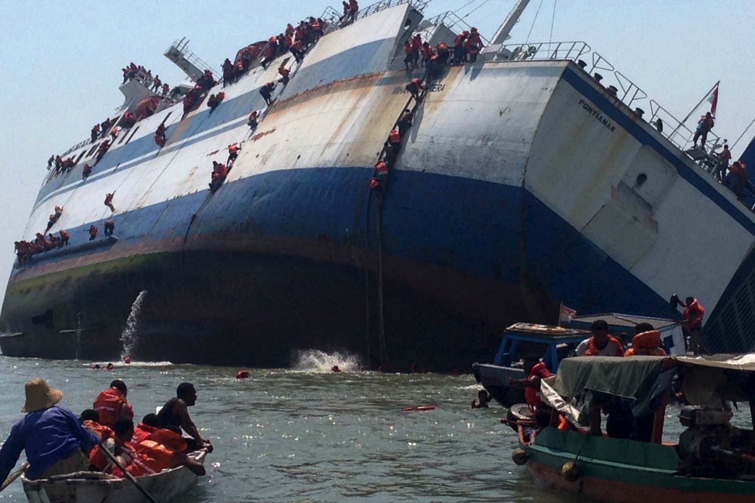 Ferry with 175 passenger sinks in Indonesia