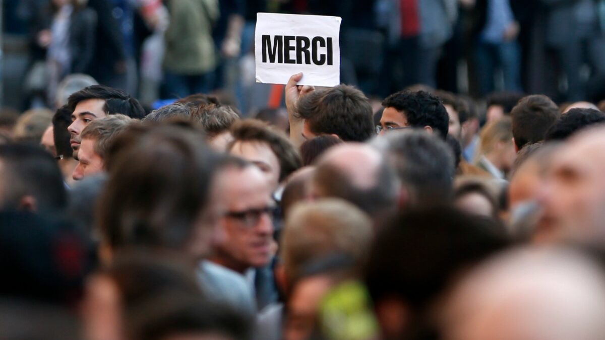 France will allow gay men to donate blood in 2016