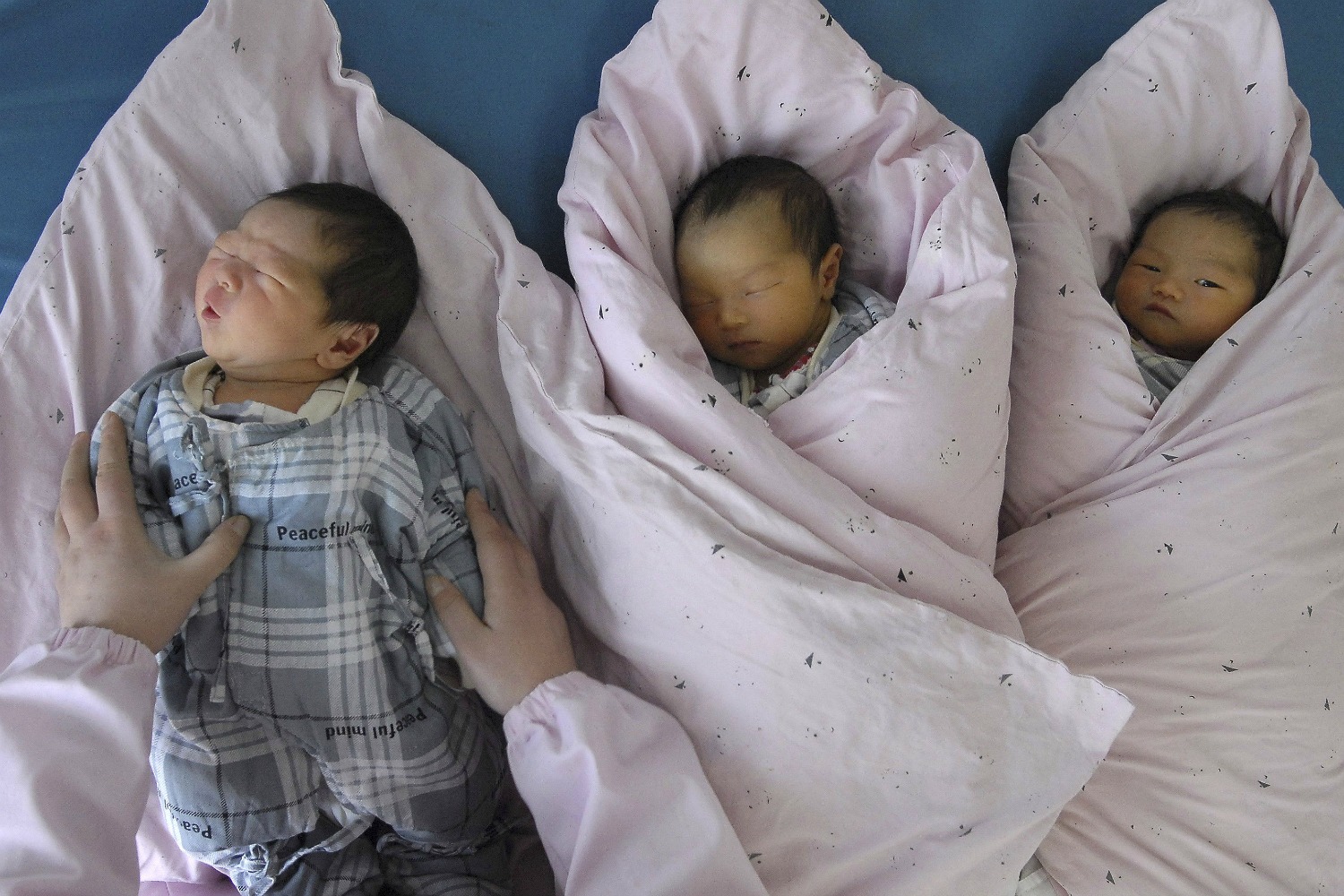 China espera que la eliminación de la ley del hijo único aporte más de 30 millones de trabajadores