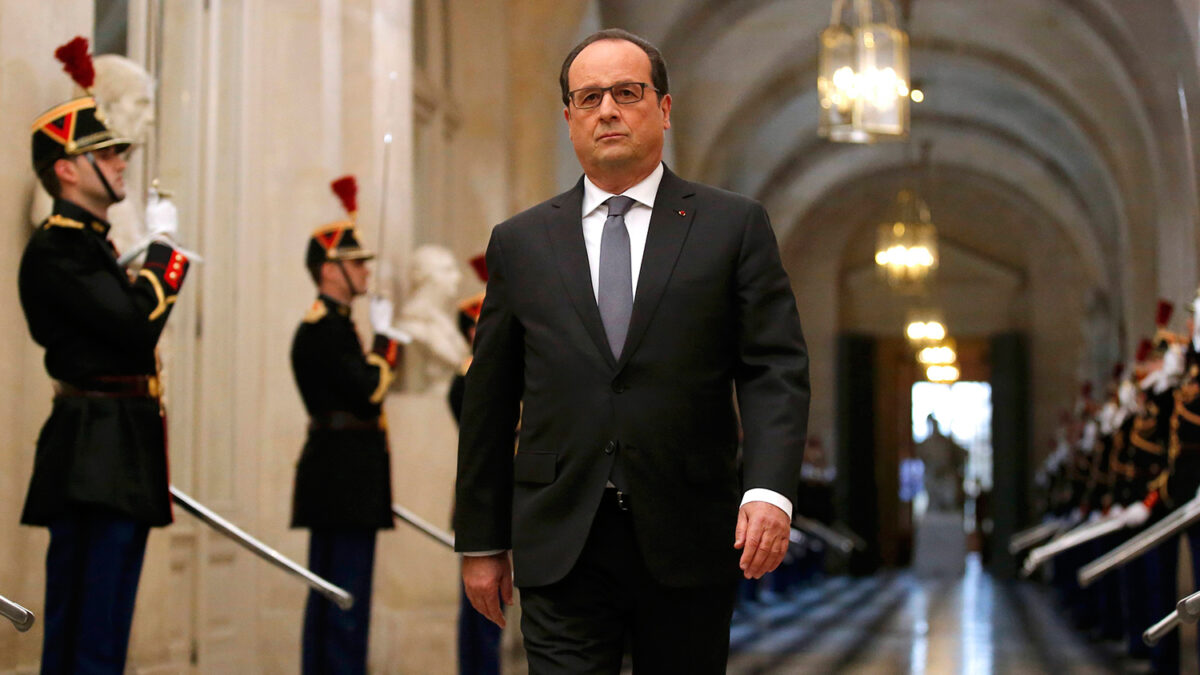 Hollande ordena prolongar tres meses el estado de emergencia y advierte que «no habrá tregua»