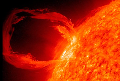 Casa Blanca se prepara para una gran tormenta solar que dejaría al mundo sin energía durante meses