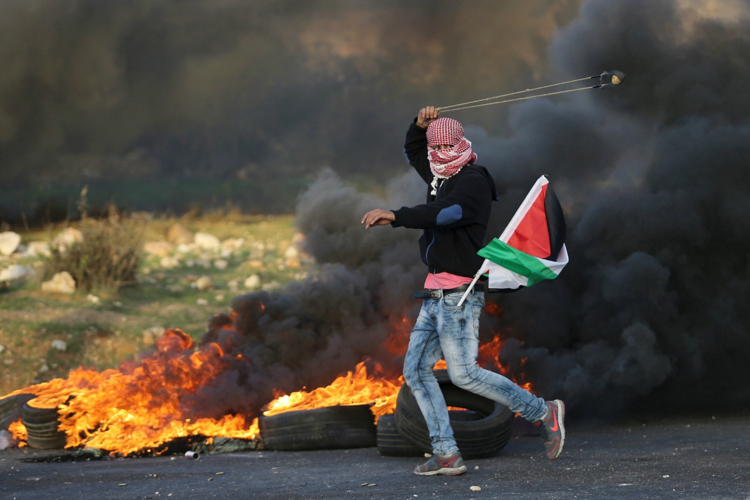 Netanyahu no cederá ni "un metro" de tierra a los palestinos