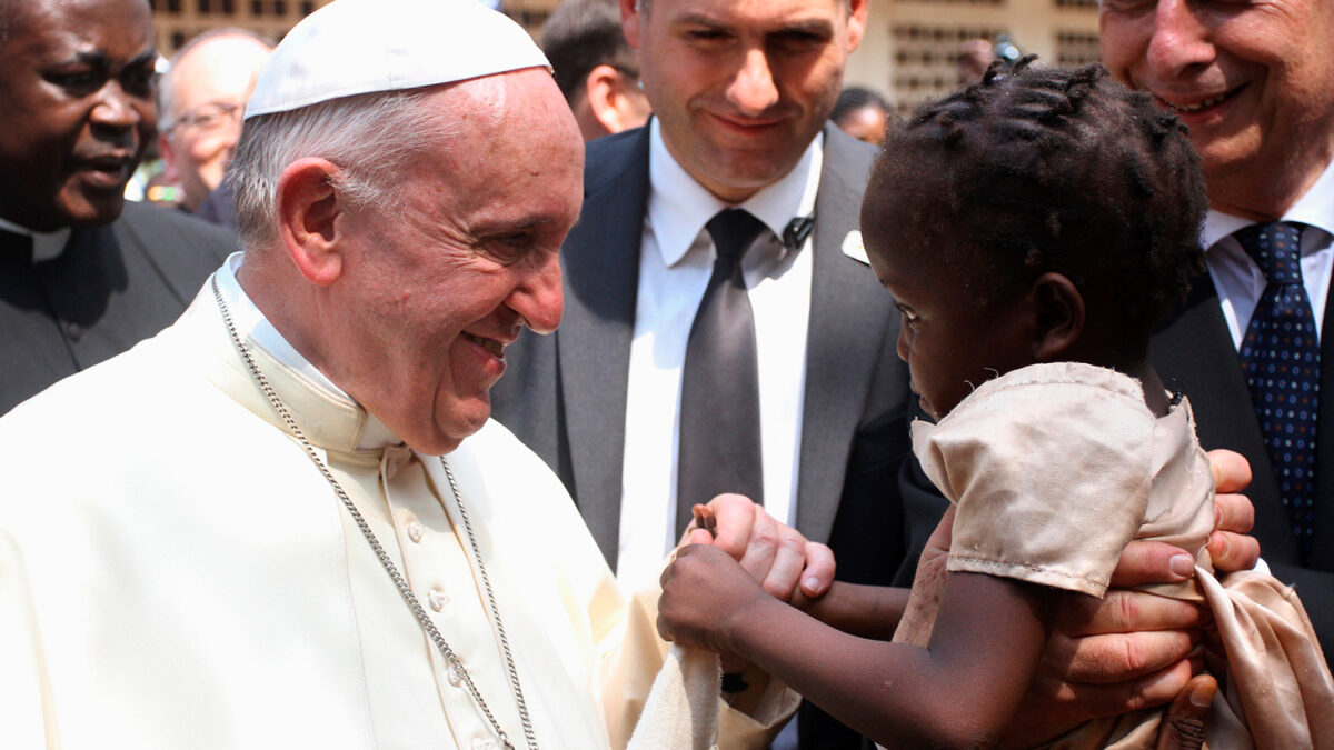 El Papa llega a República Centroafricana, el lugar más hostil de su visita por África