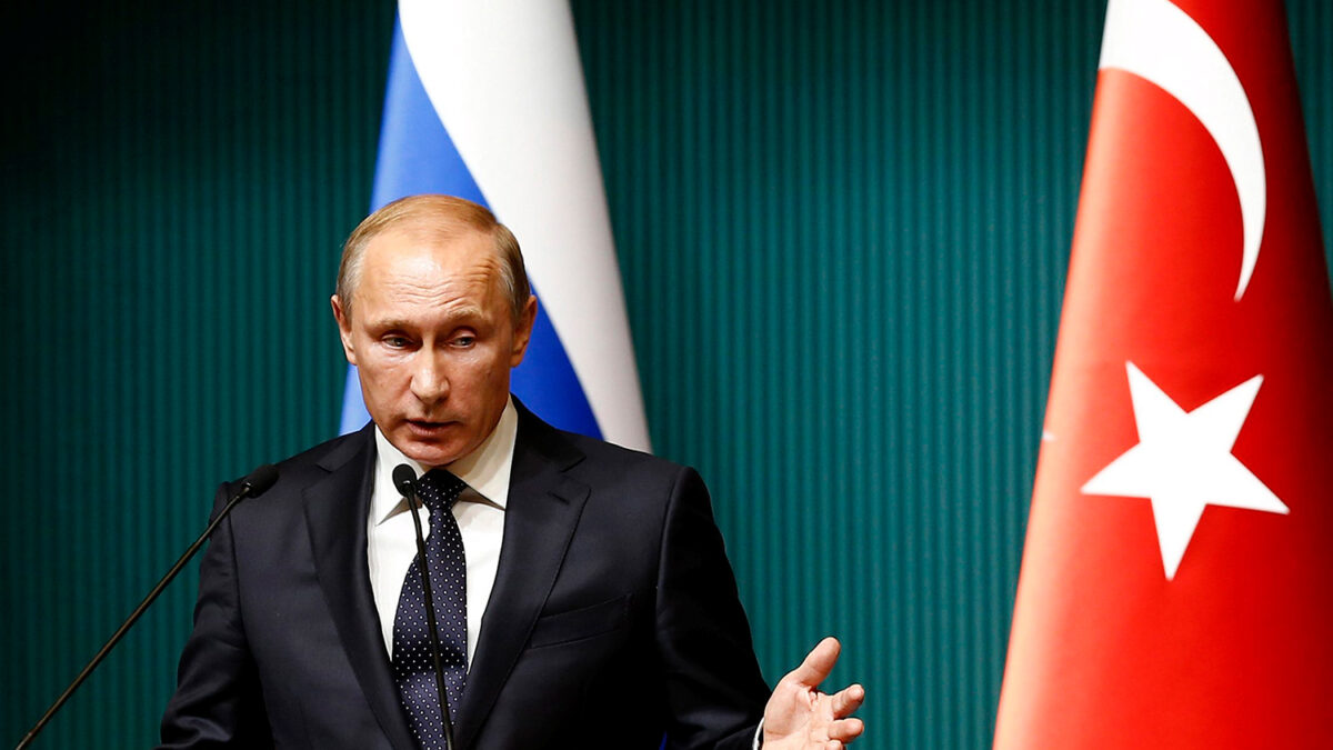 Putin ordena un duro paquete de sanciones económicas contra Turquía
