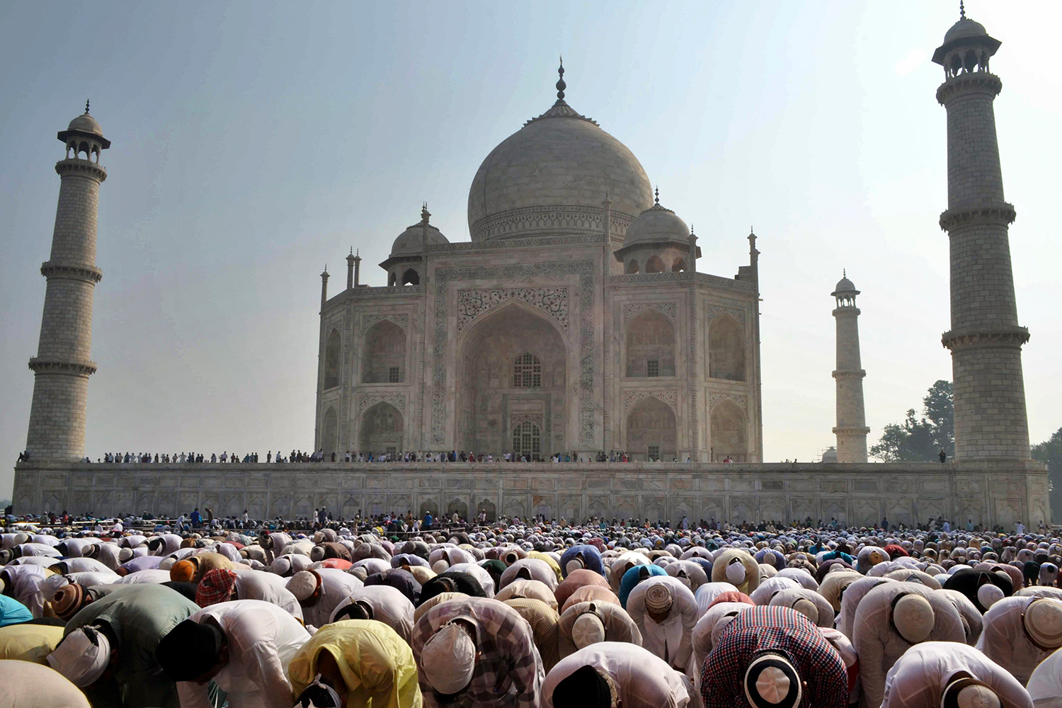 India to move crematorium to protect the Taj Mahal from smoke and ash