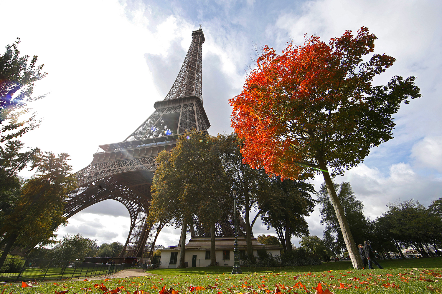 El turismo en París cae en picado