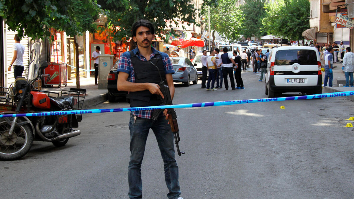 Two Turkish anti-ISIL activists found decapitated in an apartment