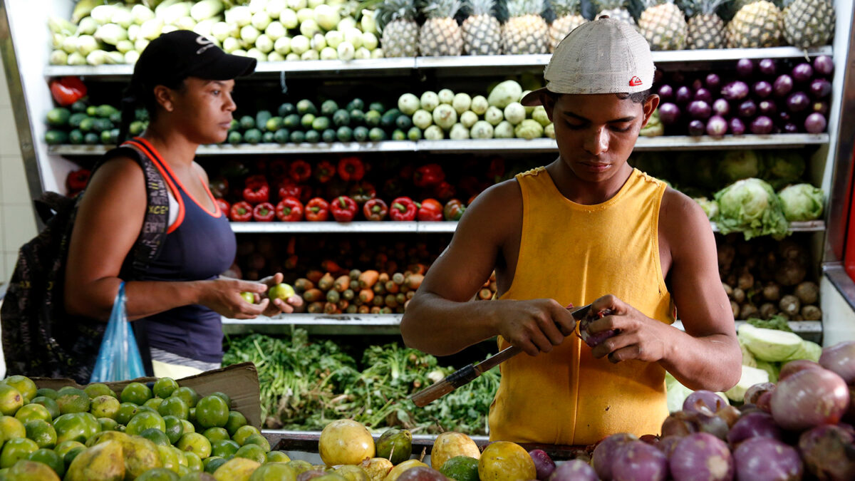 Venezuelan eating habits change due to food shortage