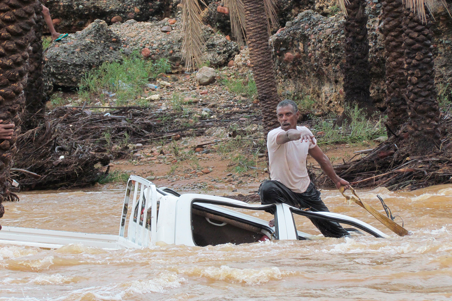Seis muertos y sesenta heridos por el paso del ciclón ‘Megh’ por la isla yemení de Socotra