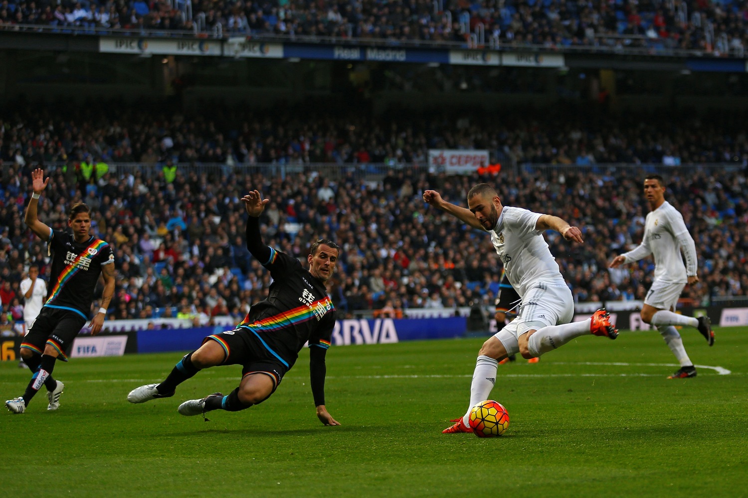 El Real Madrid golea al Rayo Vallecano por 10-2 en su jornada de Liga