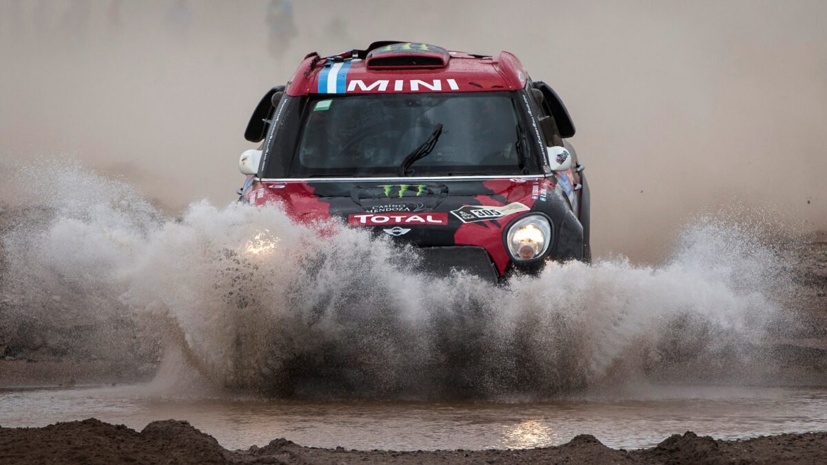 El inicio del Rally Dakar 2016 sigue en suspenso por las inundaciones de ‘El Niño’.