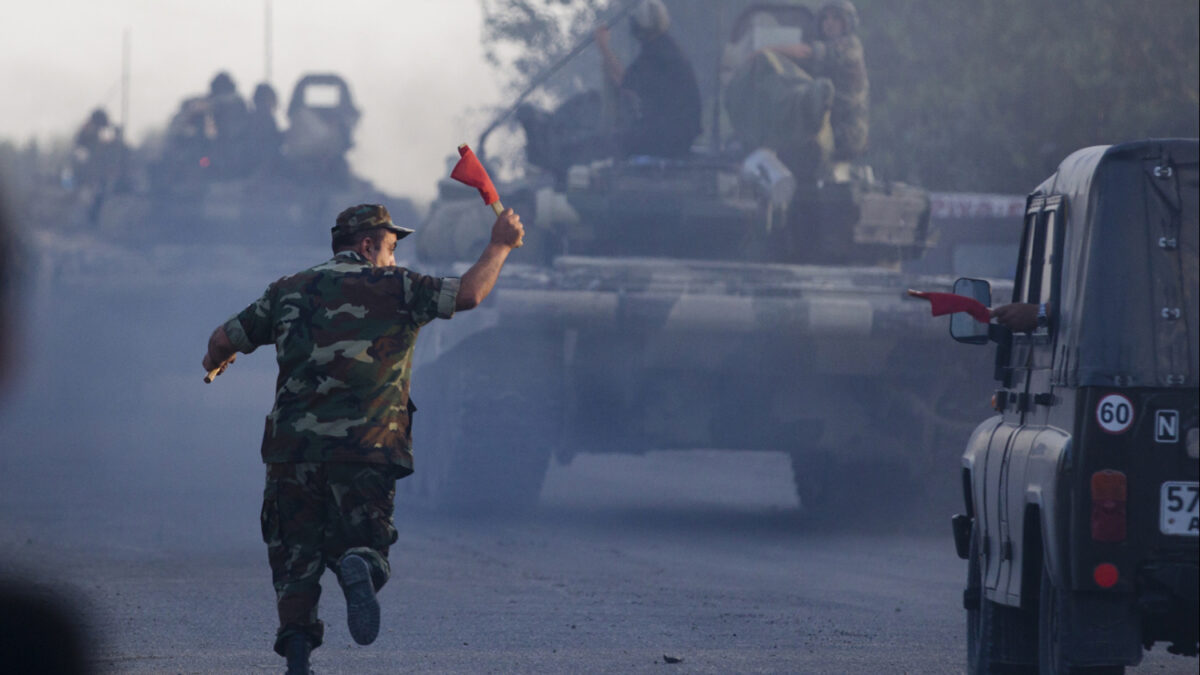 Vuelven los tanques a las calles de Azerbaiyán 20 años después