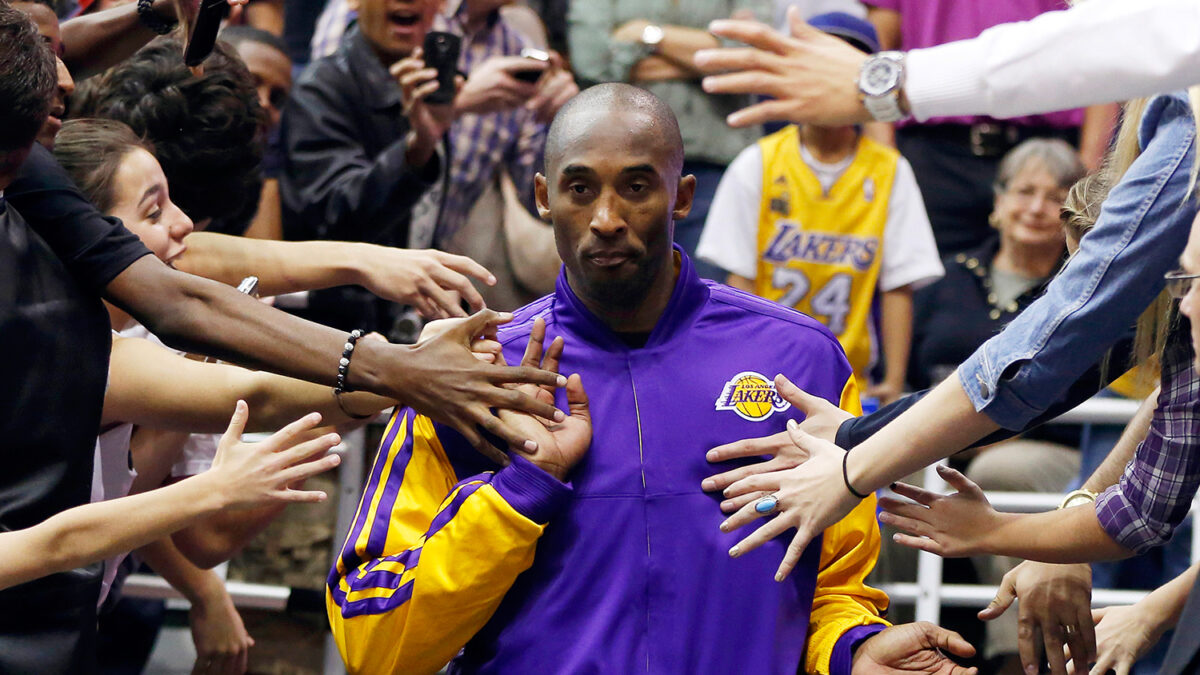 Kobe Bryant anuncia su retiro del baloncesto