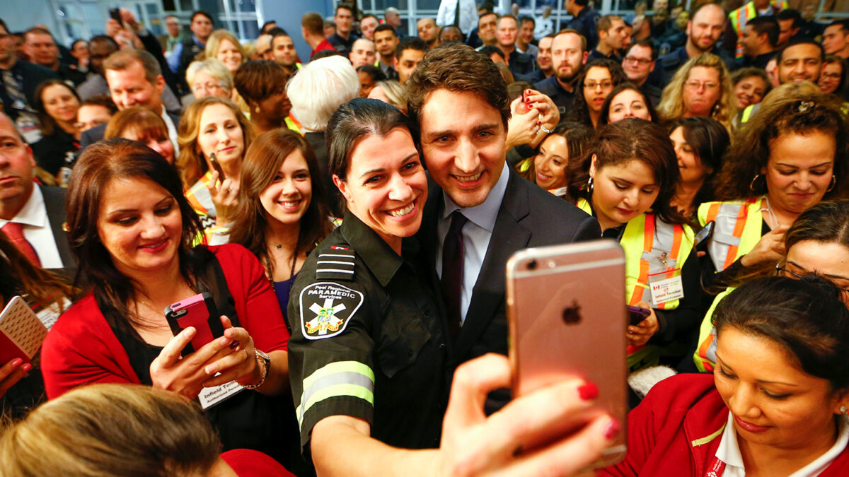 Llega a Canadá el primer avión con refugiados sirios