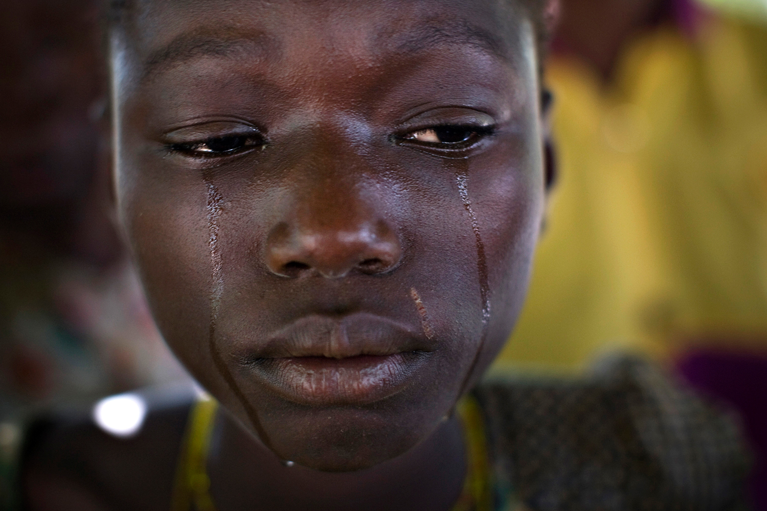 ¿Sabías que existen tres tipos de lágrimas diferentes?