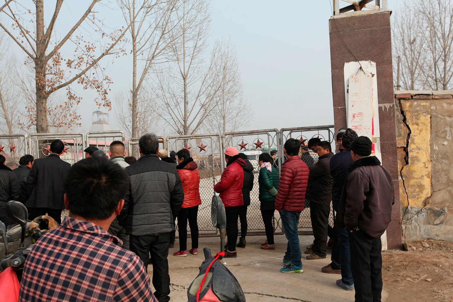China encuentra 8 supervivientes cinco días después del colapso de la mina