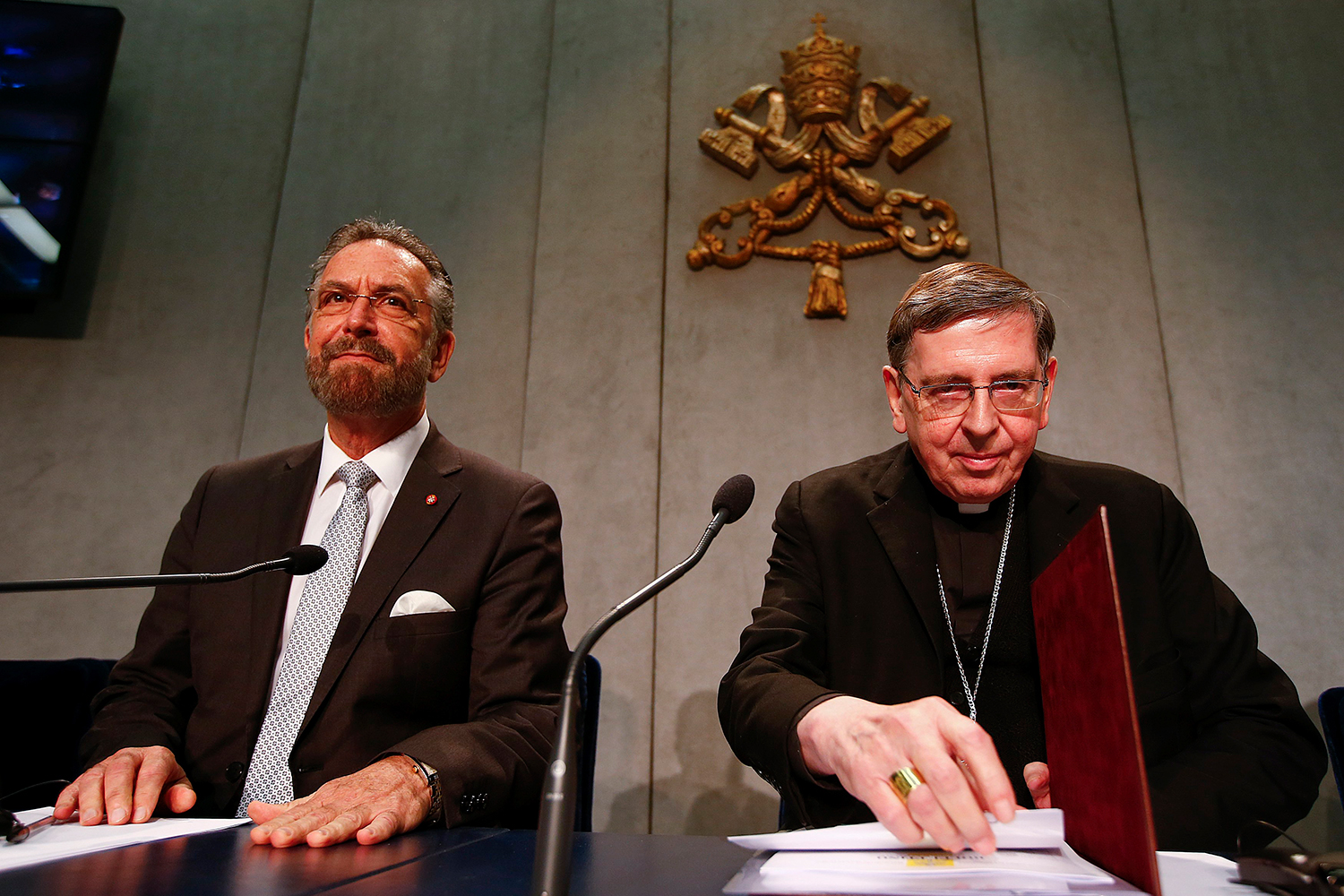 El Vaticano ordena a católicos no tratar de convertir a judíos