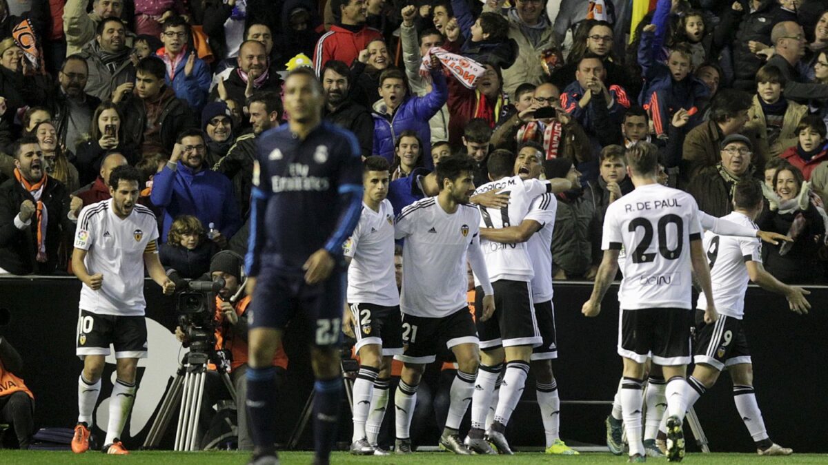 El Real Madrid no puede pasar del empate en Mestalla