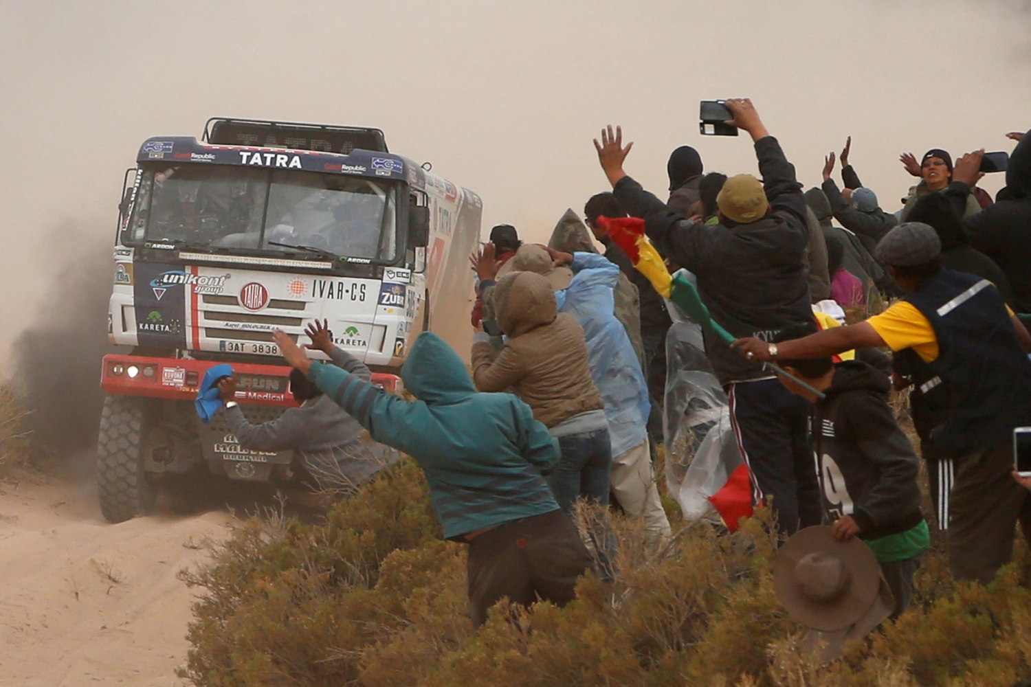 Un accidente fuera de etapa deja un muerto y cinco heridos en el Rally Dakar