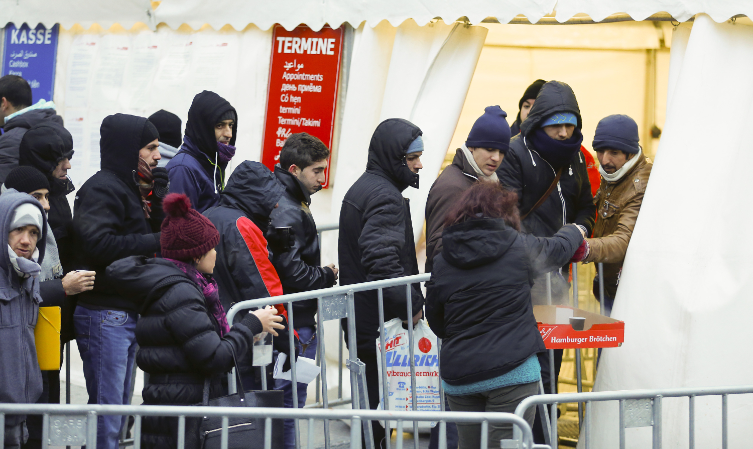 Alemania también confiscará bienes a los refugiados