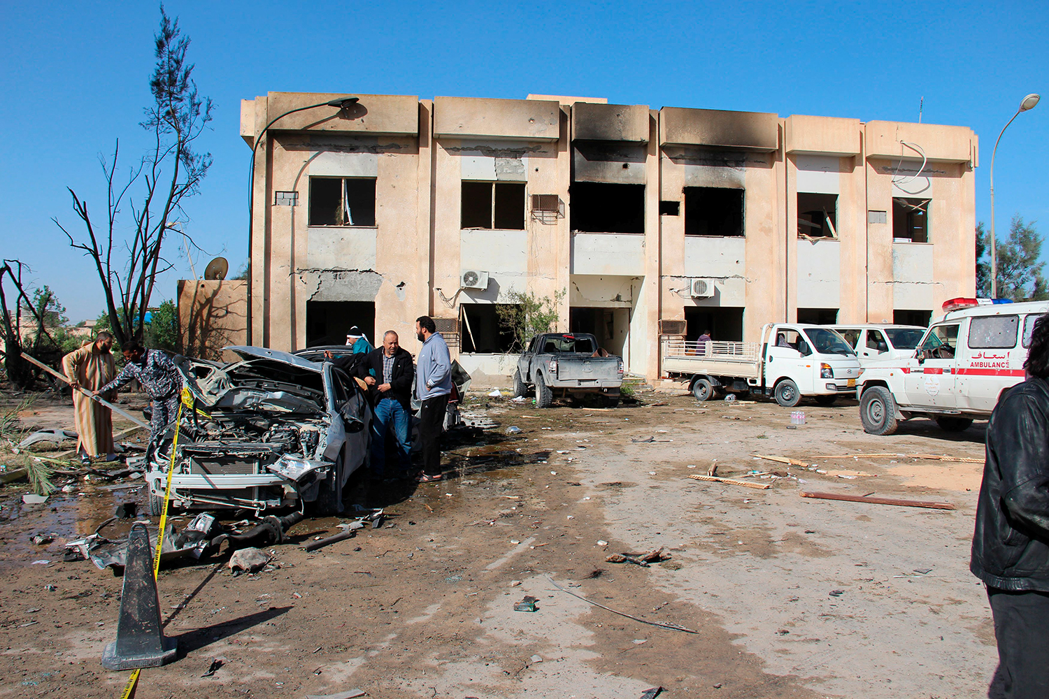 Un camión bomba deja más de 60 muertos en Libia