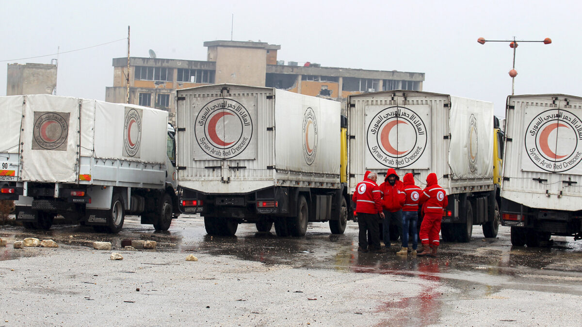 Llega ayuda humanitaria a la ciudad siria donde estaban muriendo de hambre