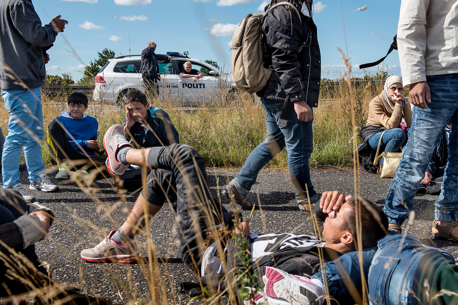 Suecia ofrece cursos de francotiradores a refugiados