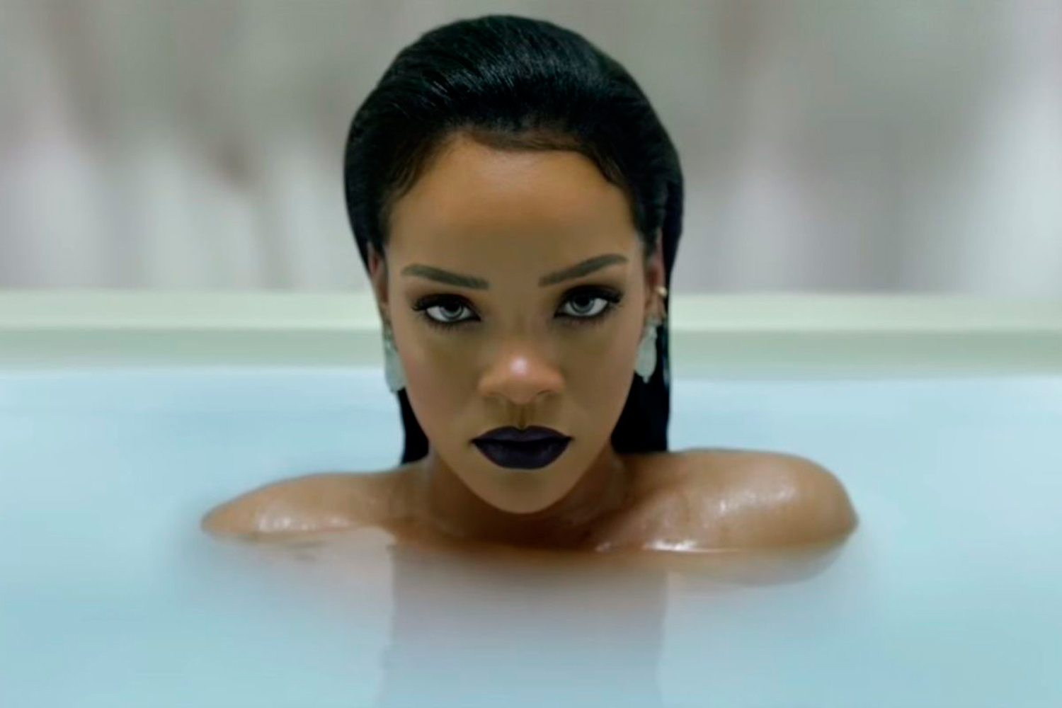 Rihanna lanza por sorpresa su nuevo disco, ‘ANTI’