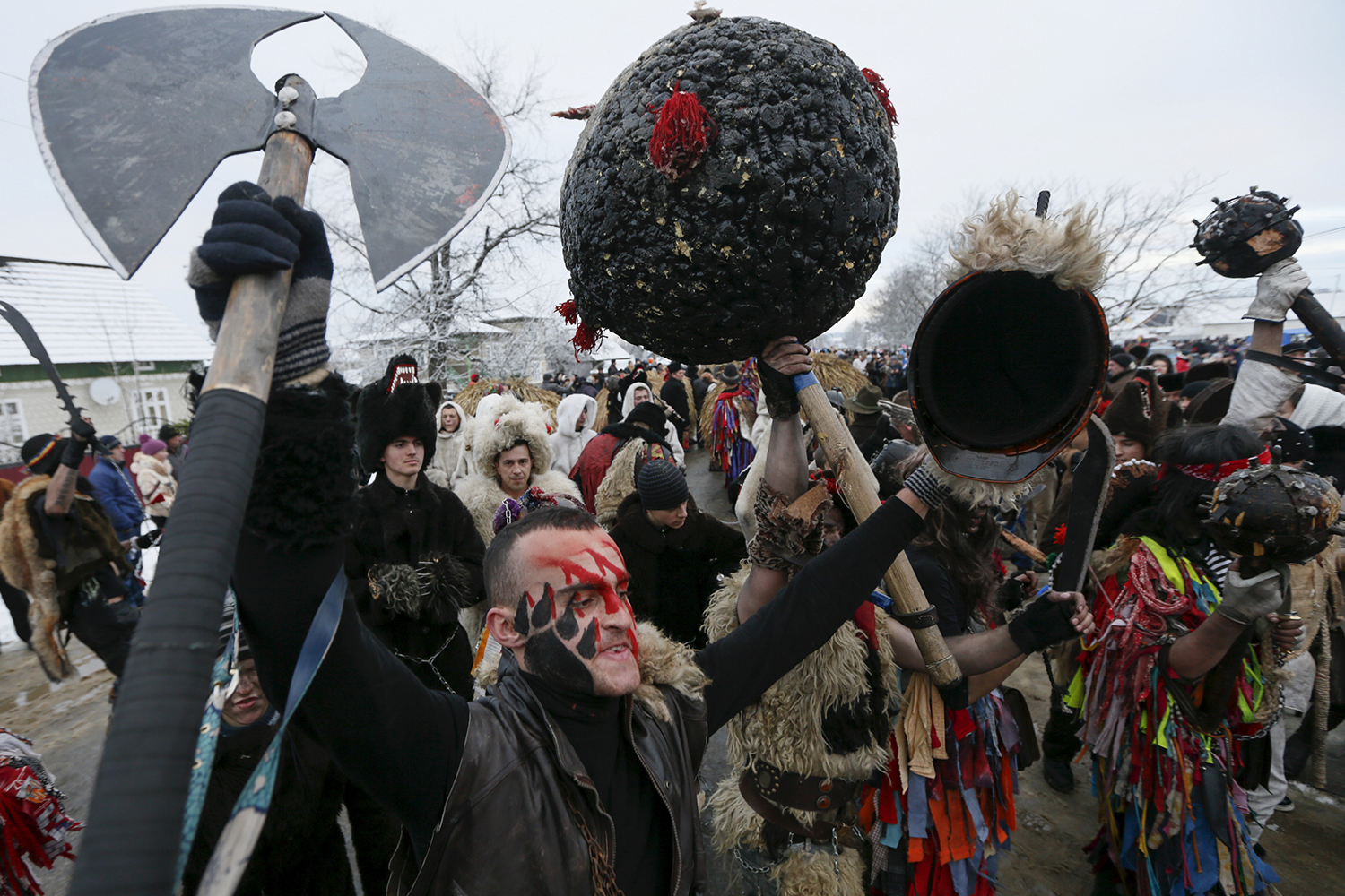 Ucranianos celebran la Malanka o llegada del año nuevo